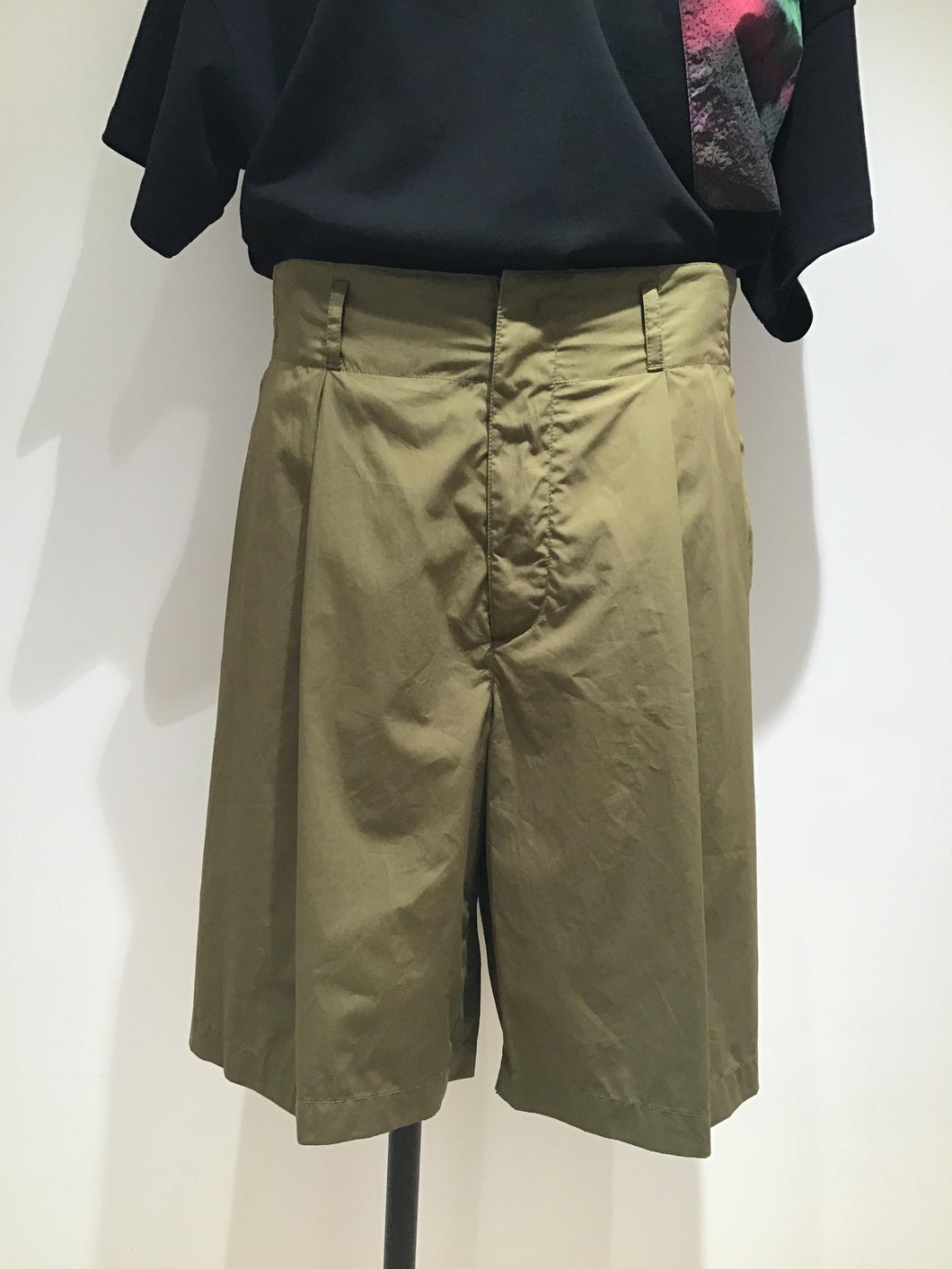 2 Moncler 1952 - Cotton bermuda shorts