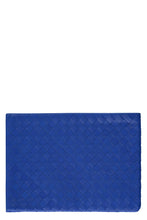 Load image into Gallery viewer, 15 Intrecciato flat pouch
