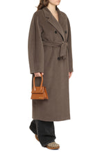 Load image into Gallery viewer, 3Madame wool and cashmere coat
